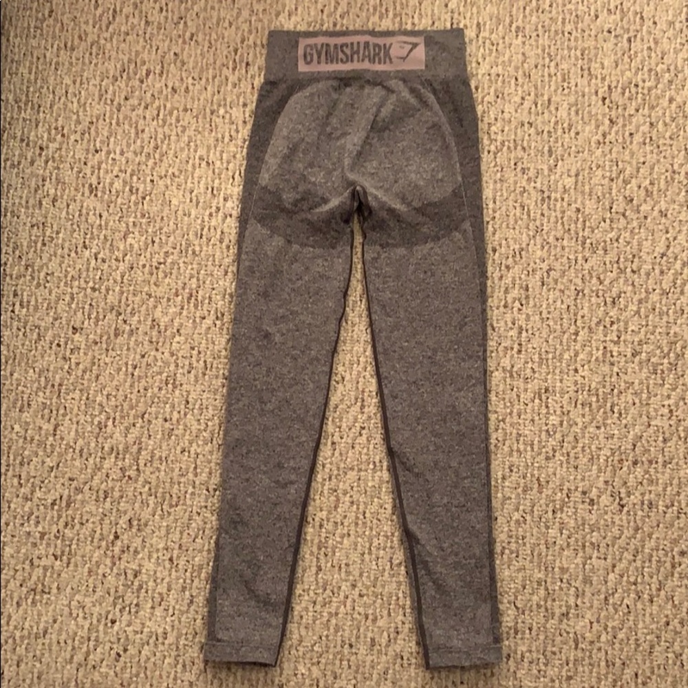 grey seamless gym shark leggings!